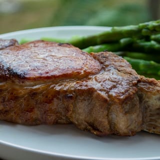 Pork Chop 2 Bone (14oz)