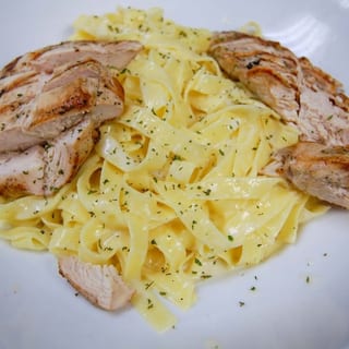 Chicken Fettuccine Alfredo