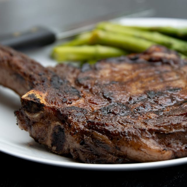 Ribeye Bone-In (24 oz).