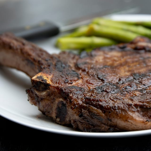 Ribeye Bone-In (24 oz).
