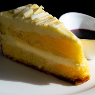 Limoncello Cake