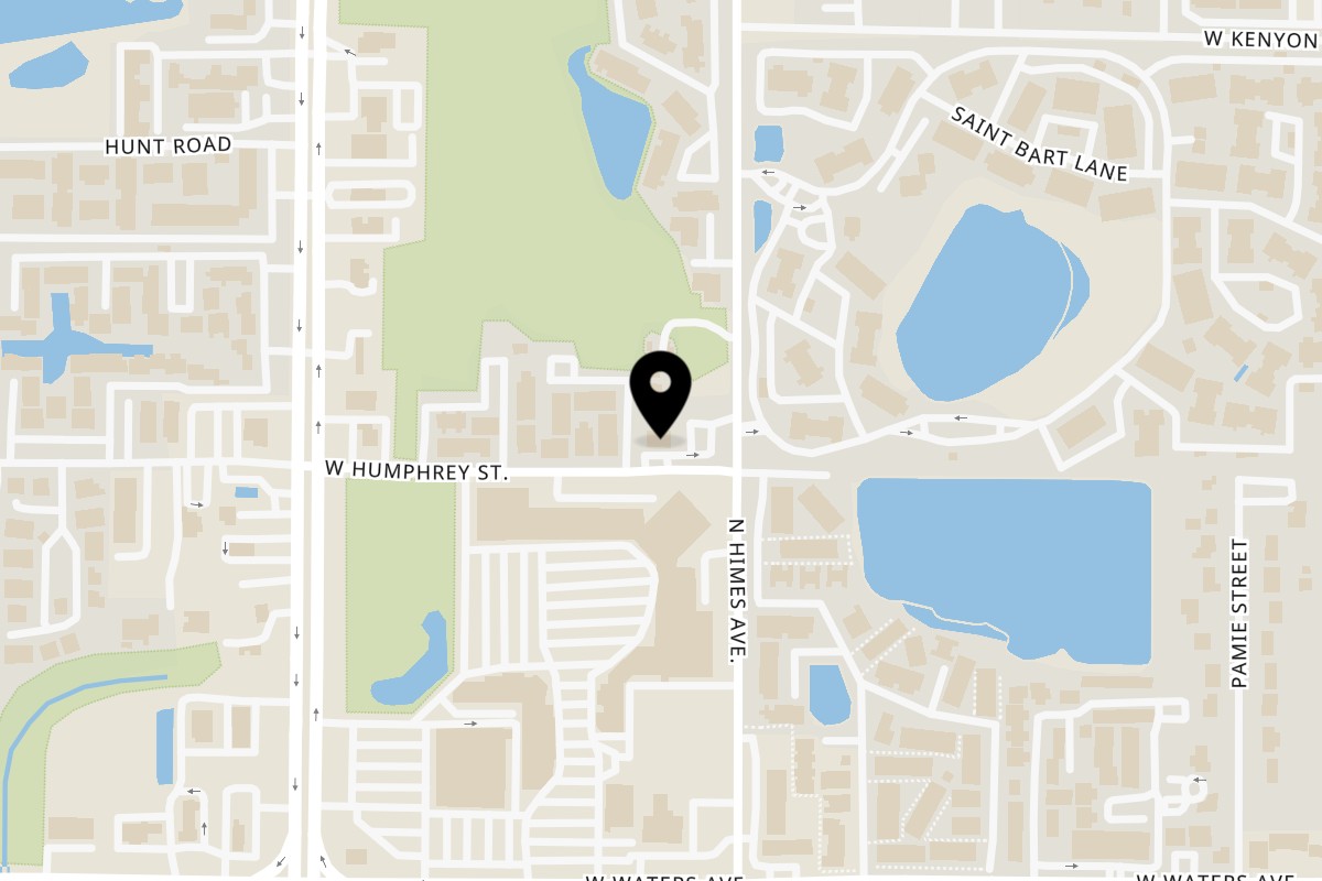 Map showing the location of Iavarone's Steakhouse & Italian Grill on 3617 W Humphrey St in Tampa